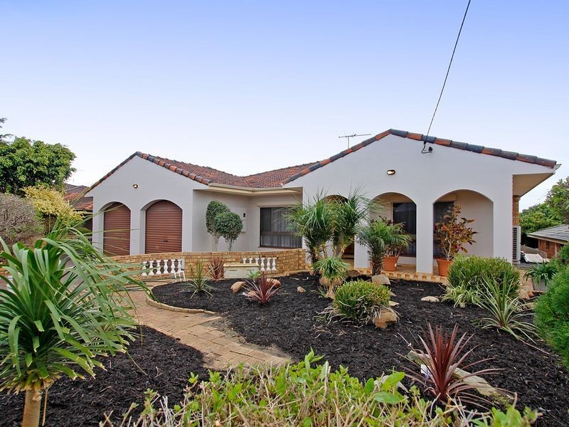 19 Heal Street, Hamilton Hill WA 6163