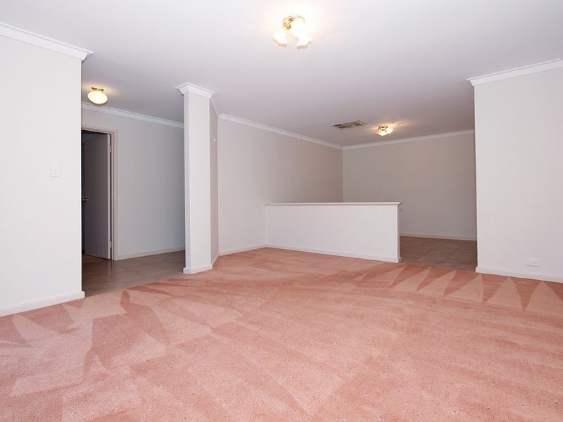 12 Gumina Place, Munster WA 6166