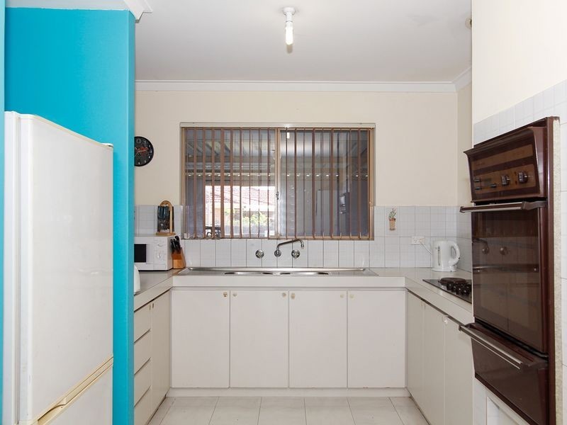 38 Turfan Way, Munster WA 6166