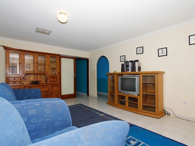 38 Turfan Way, Munster WA 6166