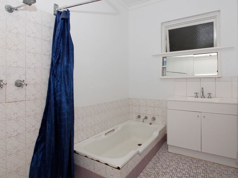 22 Shallow Street, Spearwood WA 6163