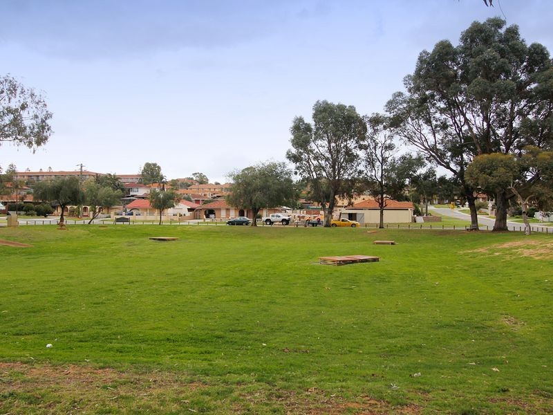 22 Shallow Street, Spearwood WA 6163