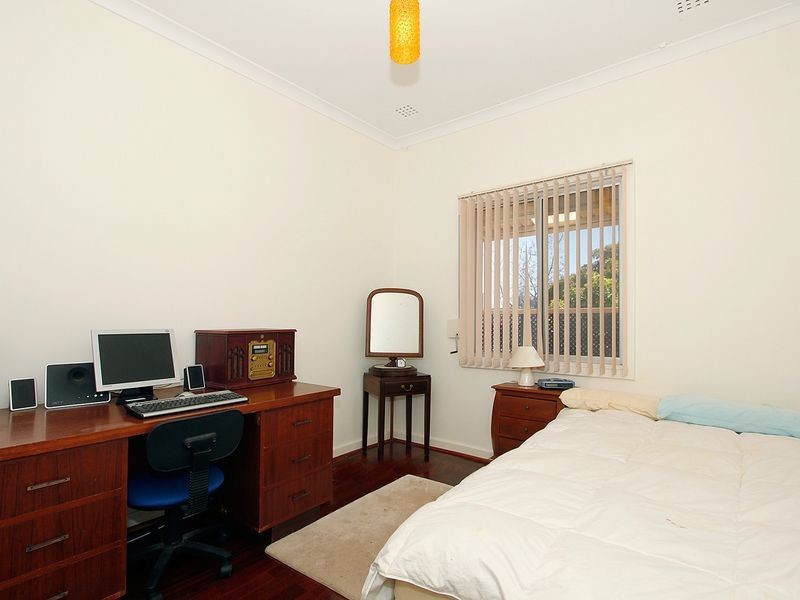 19 Camillo Street, Coolbellup WA 6163