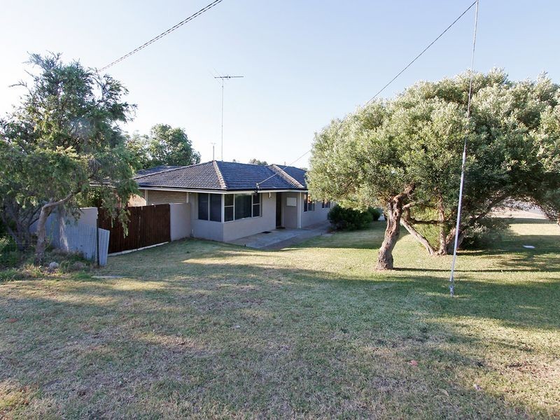 29 Leaside Way, Spearwood WA 6163