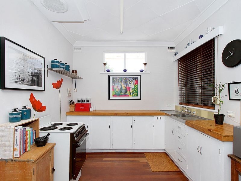 130b Blackwood Avenue, Hamilton Hill WA 6163