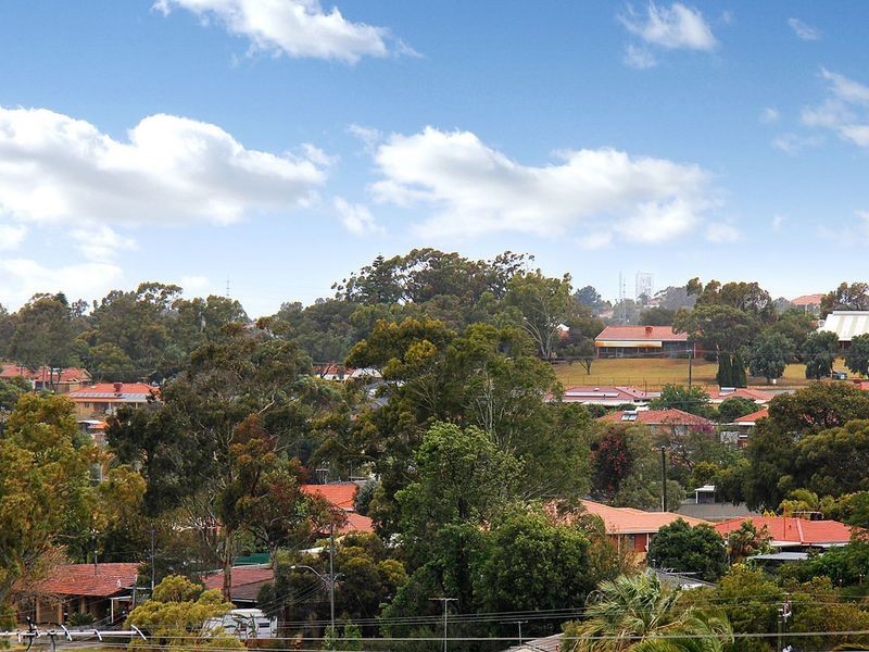 10 / 83 Phoenix Road, Spearwood WA 6163