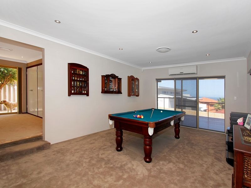 5 Cyprus Court, Coogee WA 6166