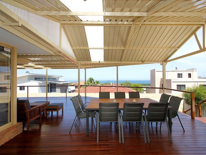 5 Cyprus Court, Coogee WA 6166