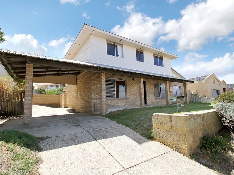 35 Fairbairn Road, Coogee WA 6166