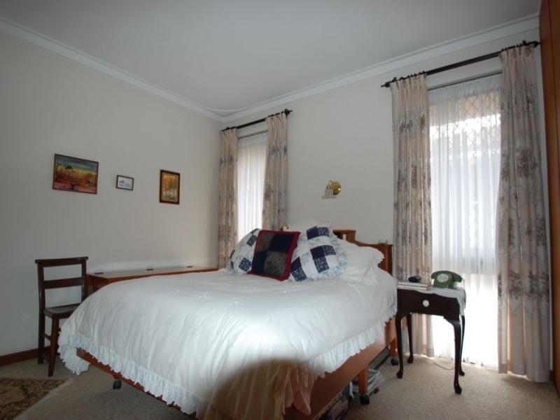 8 Fitzwater Way, Spearwood WA 6163