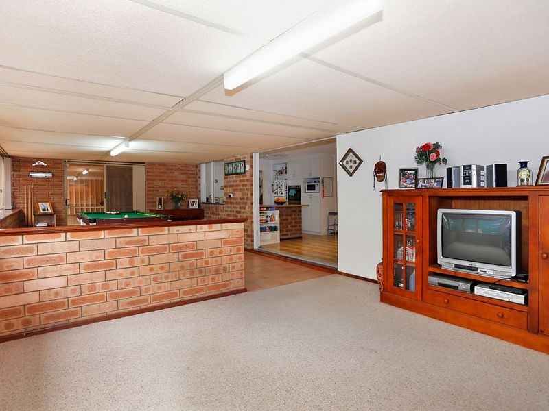 48 Quickly Crescent, Hamilton Hill WA 6163