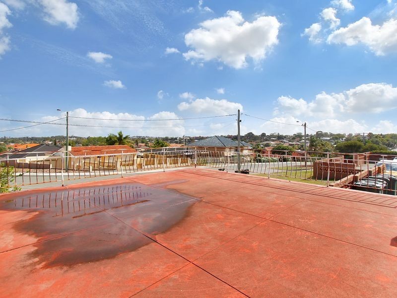 1 / 8 Fortini Court, Hamilton Hill WA 6163