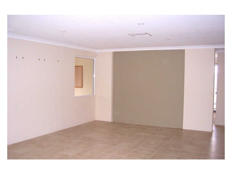 29 Runnymede Gate, Wellard WA 6170
