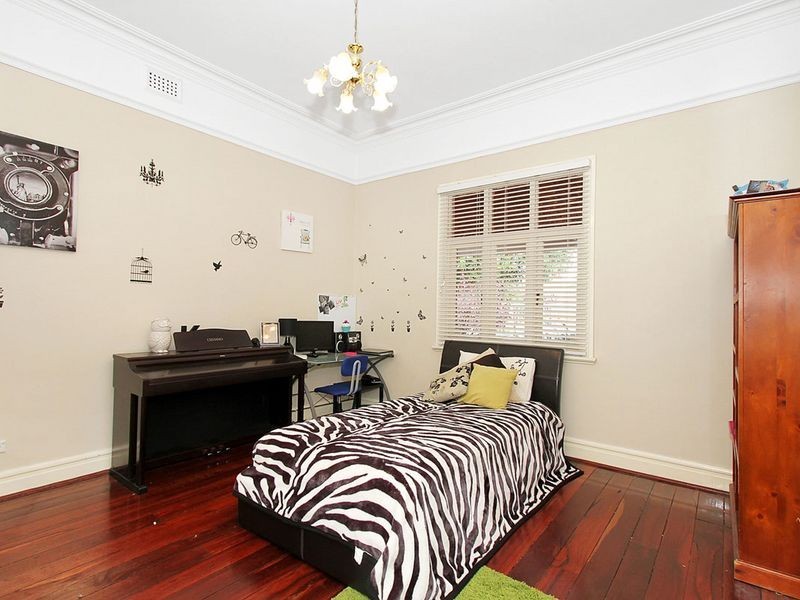 168 Central Avenue, Inglewood WA 6052