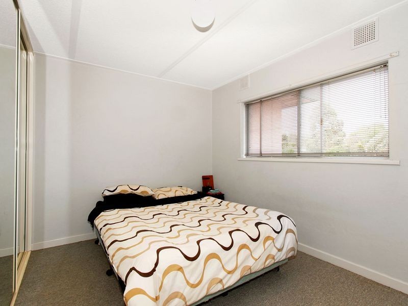 23 / 4 Canham Way, Orelia WA 6167