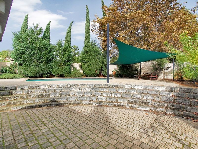 23 / 4 Canham Way, Orelia WA 6167