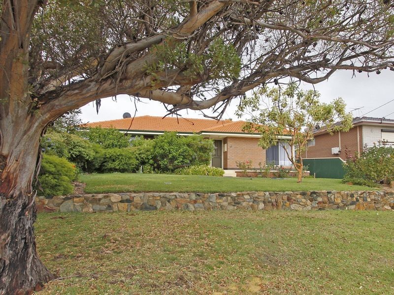 38 Skeahan Street, Spearwood WA 6163