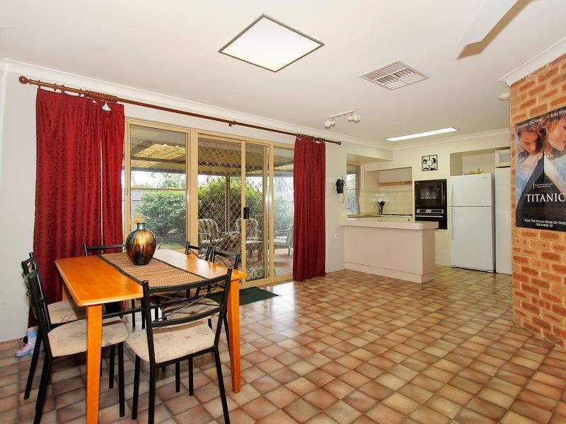 4 Glenorn Court, Yangebup WA 6164