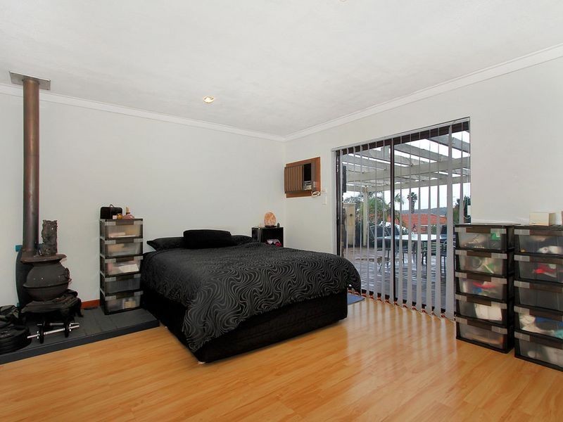 13 Thackeray Street, Spearwood WA 6163