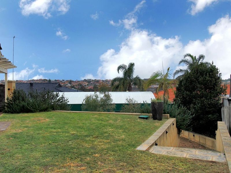 13 Thackeray Street, Spearwood WA 6163