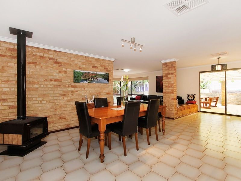 7 Prider Court, Kardinya WA 6163