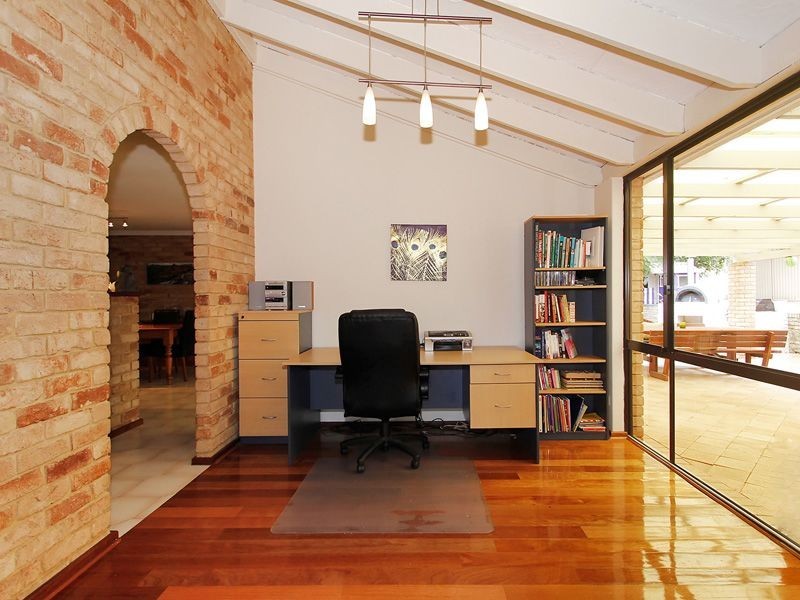 7 Prider Court, Kardinya WA 6163