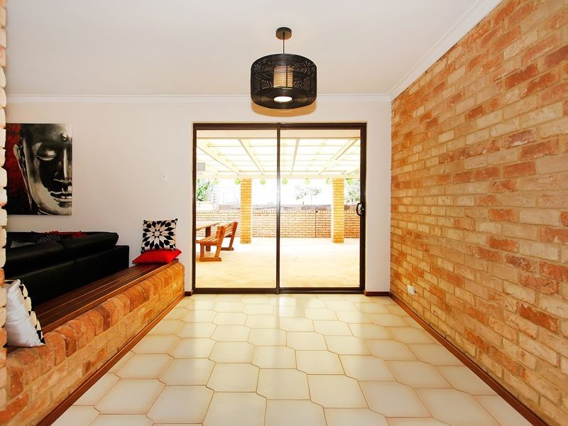 7 Prider Court, Kardinya WA 6163