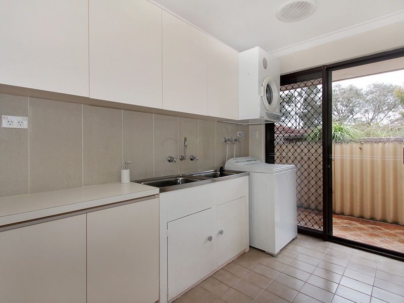 7 Prider Court, Kardinya WA 6163