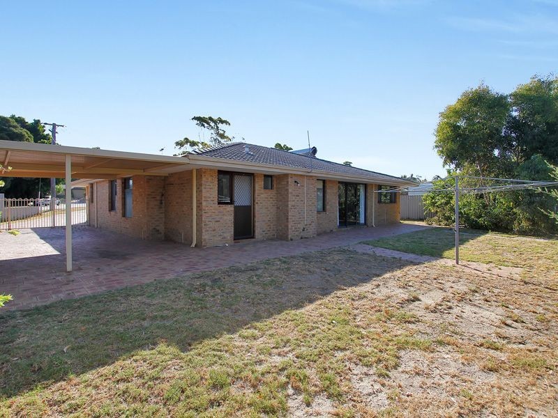 2 Lark Court, Yangebup WA 6164