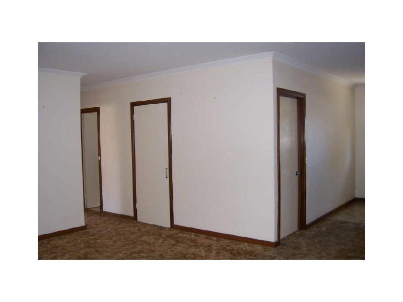 8 b Glendower  Way, Spearwood WA 6163