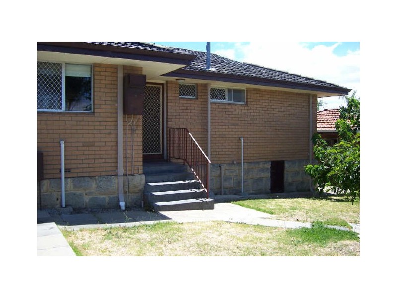 8 b Glendower  Way, Spearwood WA 6163