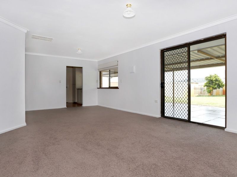 19 Honeysett Court, Hamilton Hill WA 6163