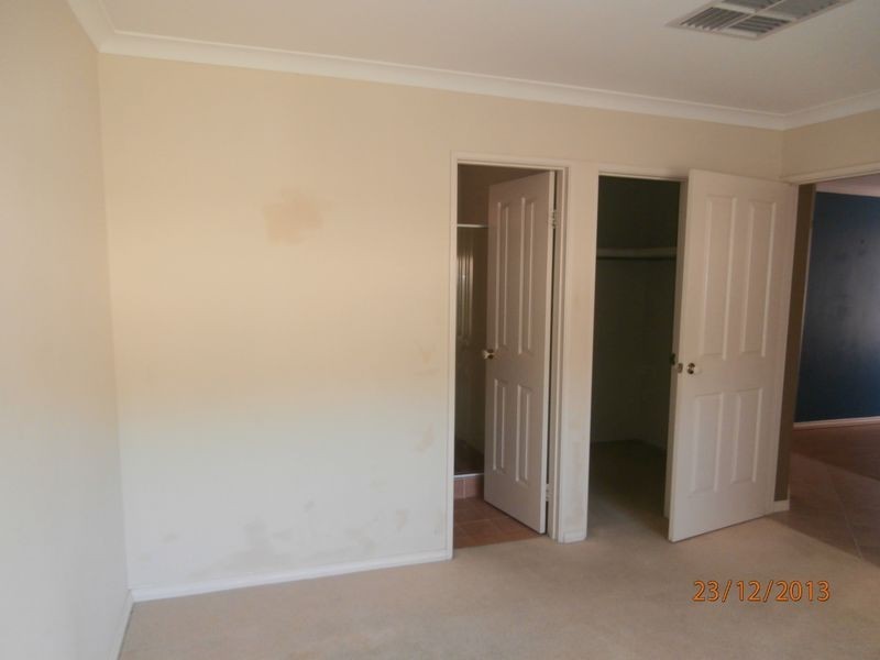 2/2 Sumich Gardens, Coogee WA 6166