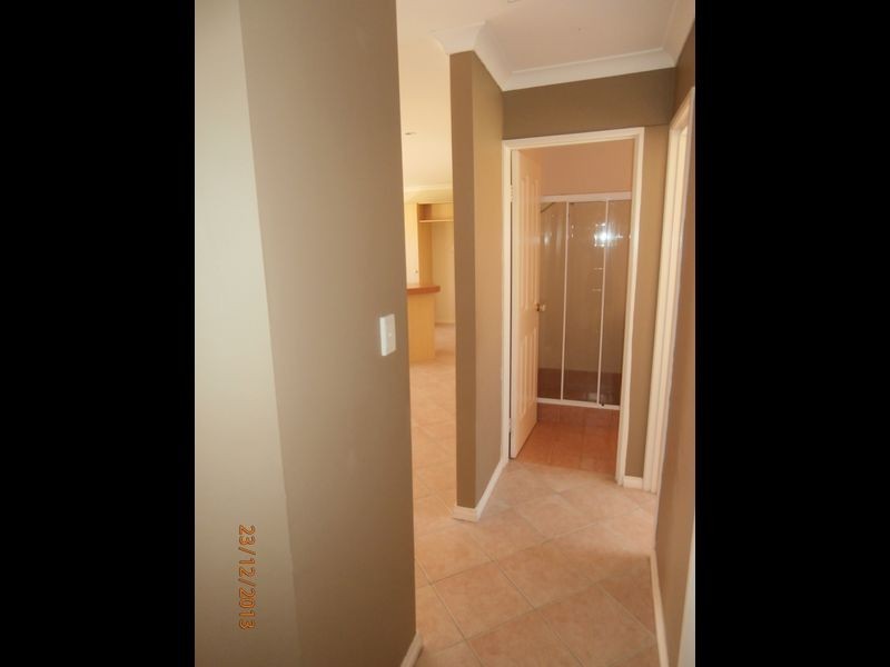 2/2 Sumich Gardens, Coogee WA 6166