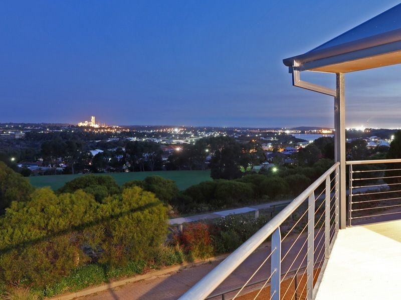 6 Lucca Court, Coogee WA 6166