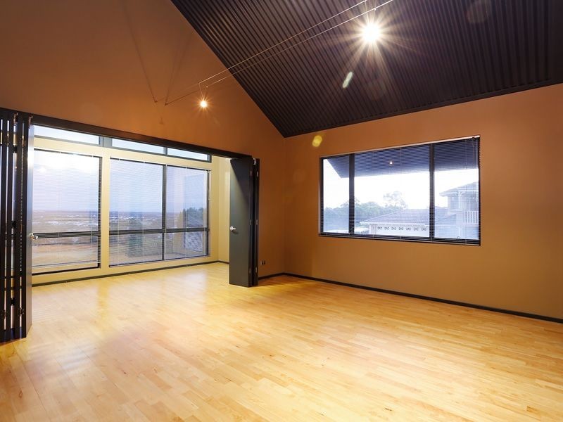 6 Lucca Court, Coogee WA 6166