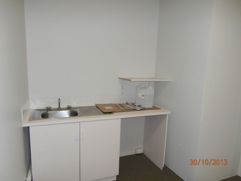 2 / 235 Rockingham Road, Spearwood WA 6163