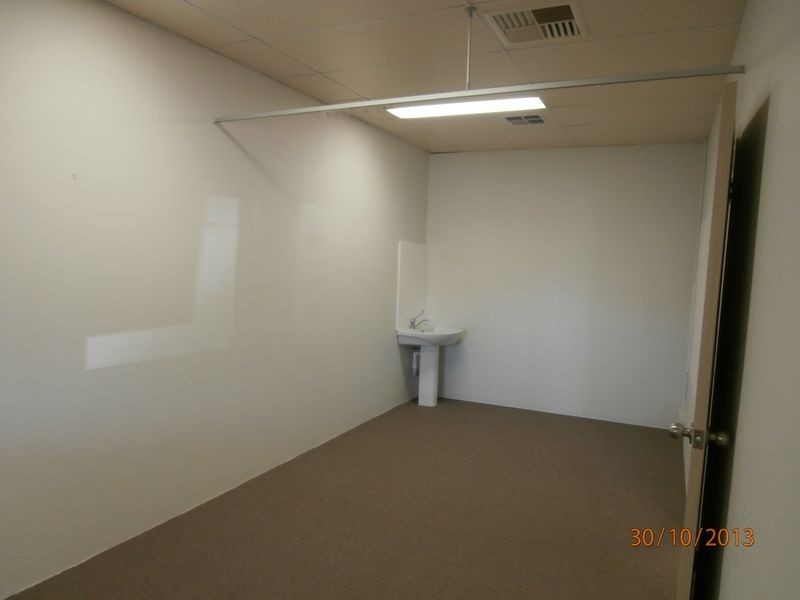 2 / 235 Rockingham Road, Spearwood WA 6163