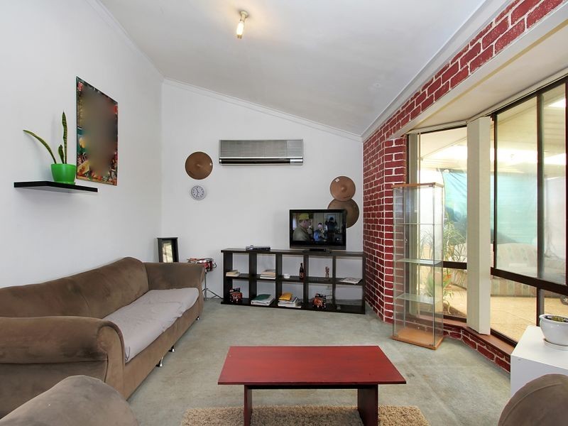 49 Leonard Way, Spearwood WA 6163