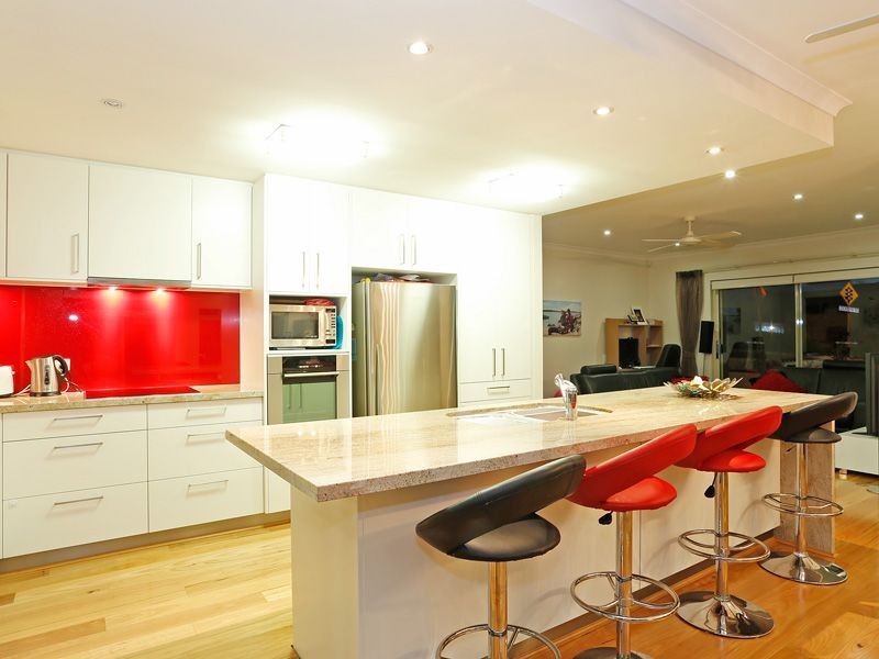 8 Orsino Boulevard, North Coogee WA 6163