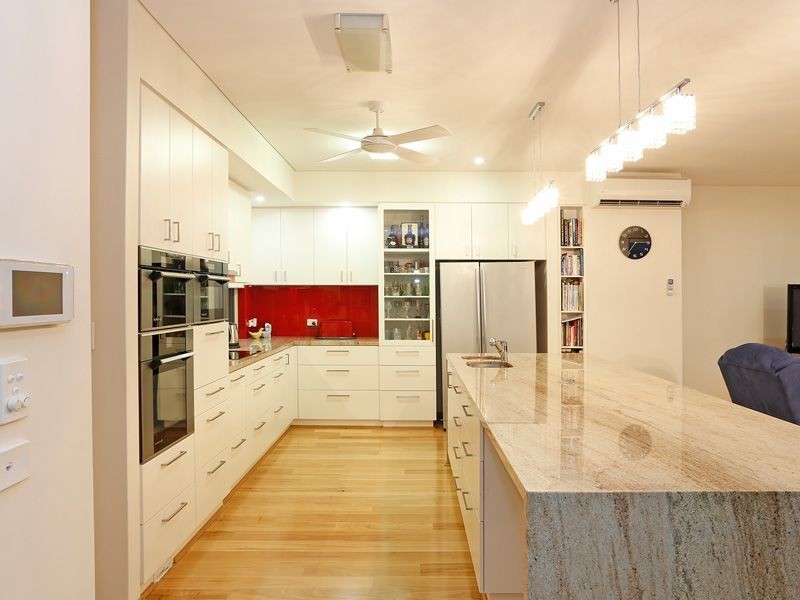 8 Orsino Boulevard, North Coogee WA 6163