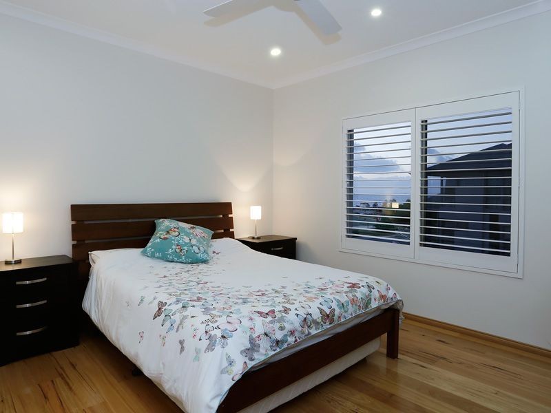 8 Orsino Boulevard, North Coogee WA 6163