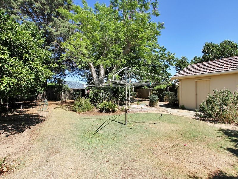 39 Helen Street, Hamilton Hill WA 6163