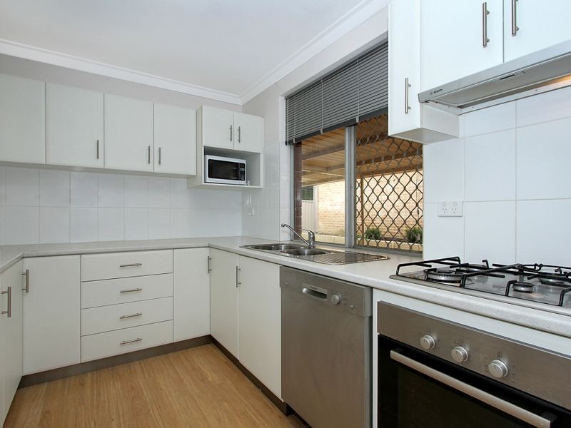 18 Nineham Avenue, Spearwood WA 6163