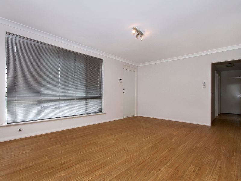 18 Nineham Avenue, Spearwood WA 6163