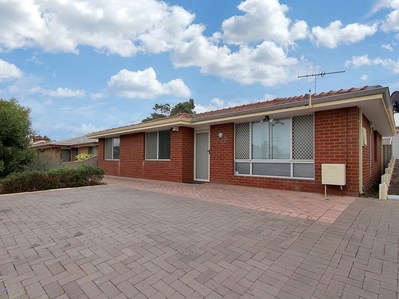 18 Nineham Avenue, Spearwood WA 6163