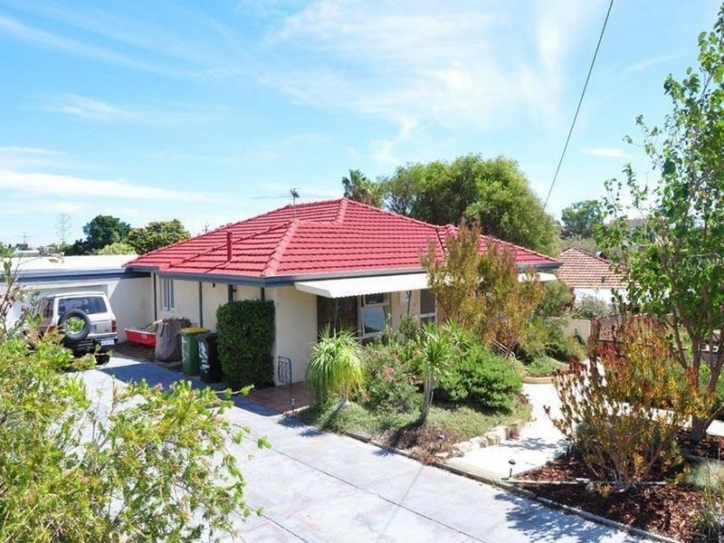 3 Morton Road, Hamilton Hill WA 6163