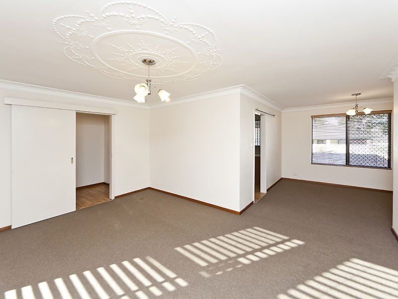 560 Rockingham Road, Munster WA 6166