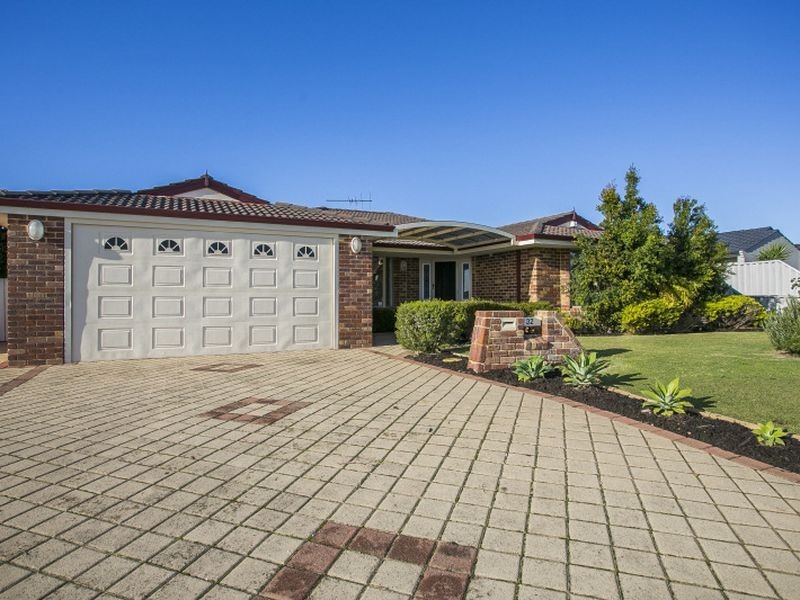32 Motril Avenue, Coogee WA 6166
