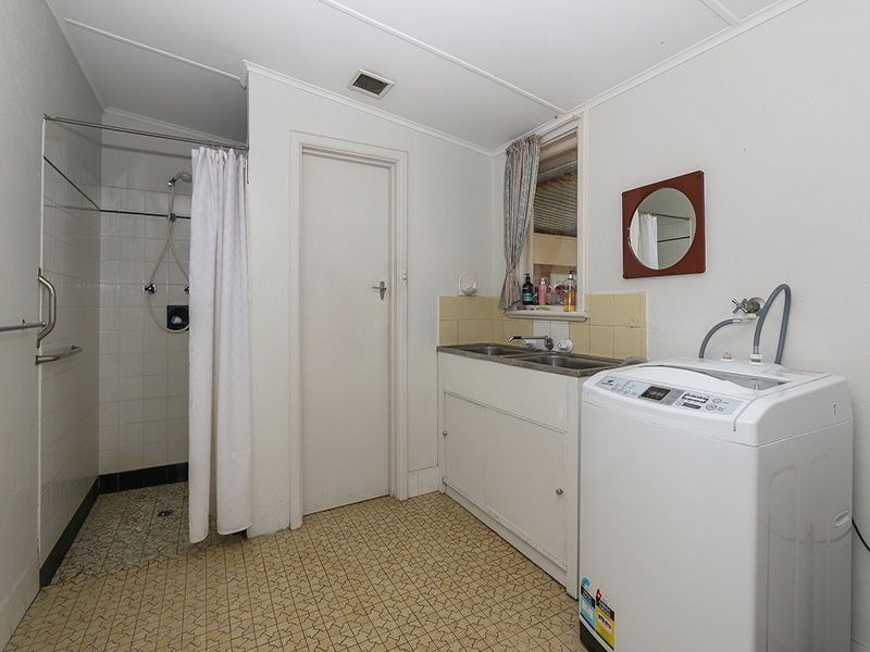 139 Hamilton Road, Spearwood WA 6163